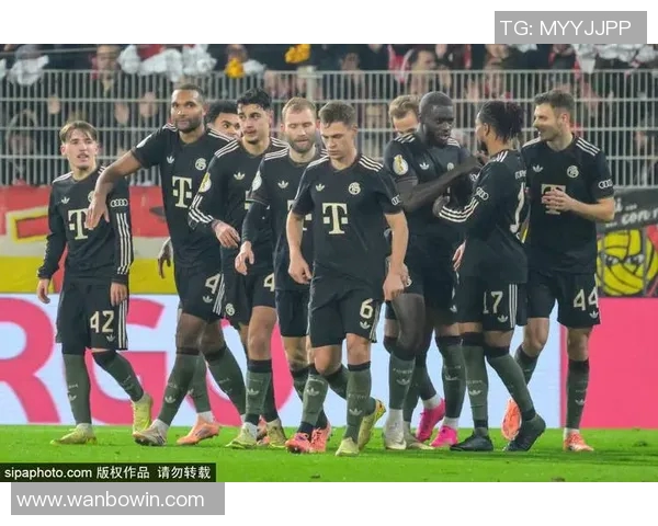 德甲最新战况：拜仁强势逆转领跑莱比锡药厂双双失利跌至下游